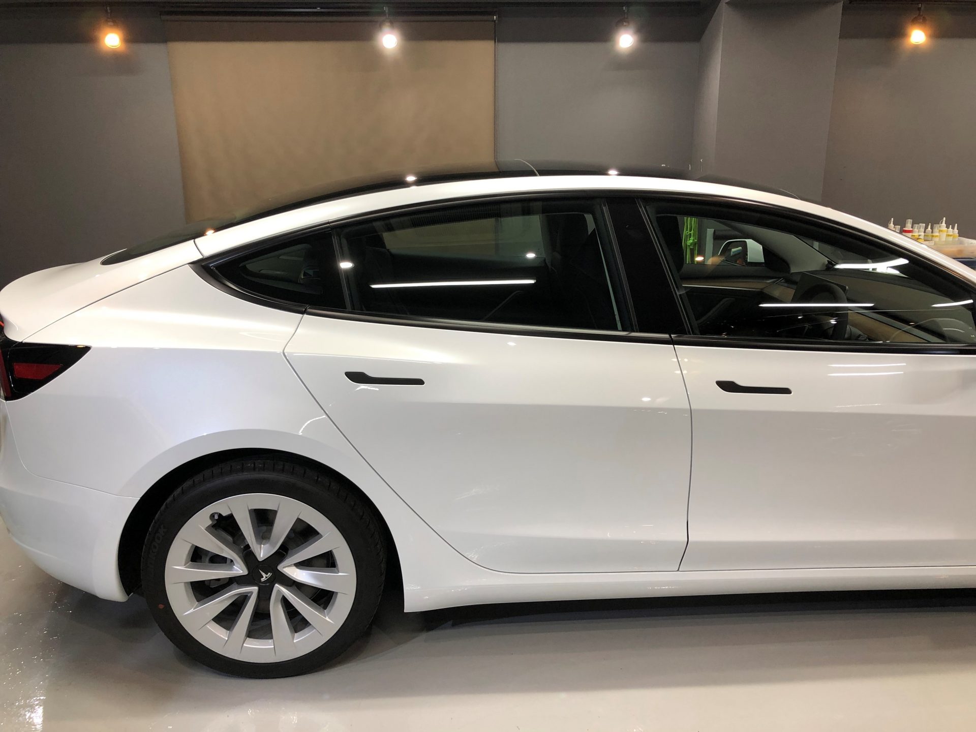 Tesla Model3 ファインラボセラミックコーティング & プレミアムカー